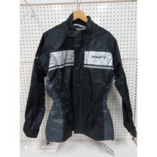 CHAQUETA IMPERMEABLE DIFI